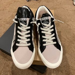 Vintage Havana slip on shoes. Brand new in box. Size 8.5